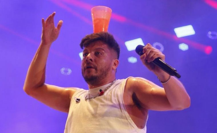 Damián Córdoba, en la noche extra de Jesús María.