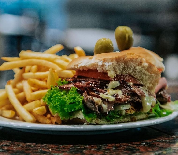 Cuánto cuesta comer en Montevideo