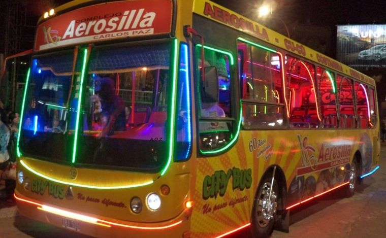 City Tour en Carlos Paz: paseos guiados con vista al lago y recorridos nocturnos.
