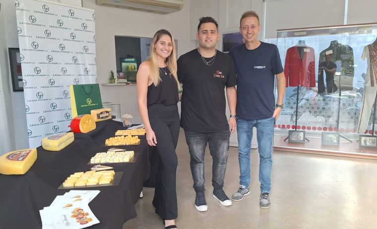 El "Alambre" disfrutó de una degustación de quesos.