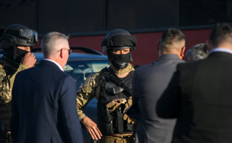 Operativo de detención de familiares de 