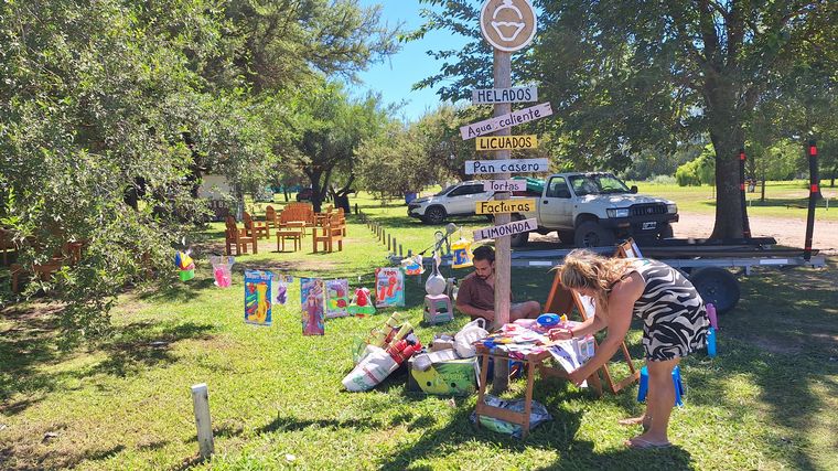 Viva la Radio transmite desde Villa Rumipal.