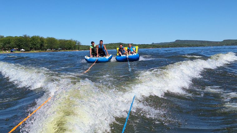 El gomón en Villa Rumipal es furor en el verano y la Geo se animó