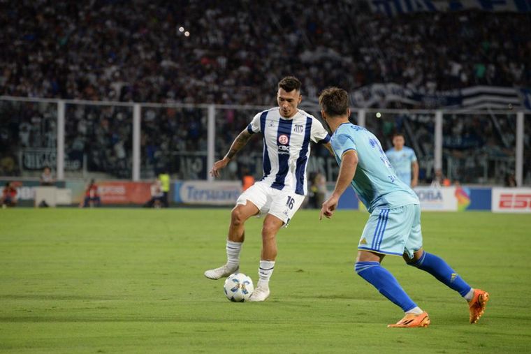 Talleres y Boca se enfrentan en el Kempes.