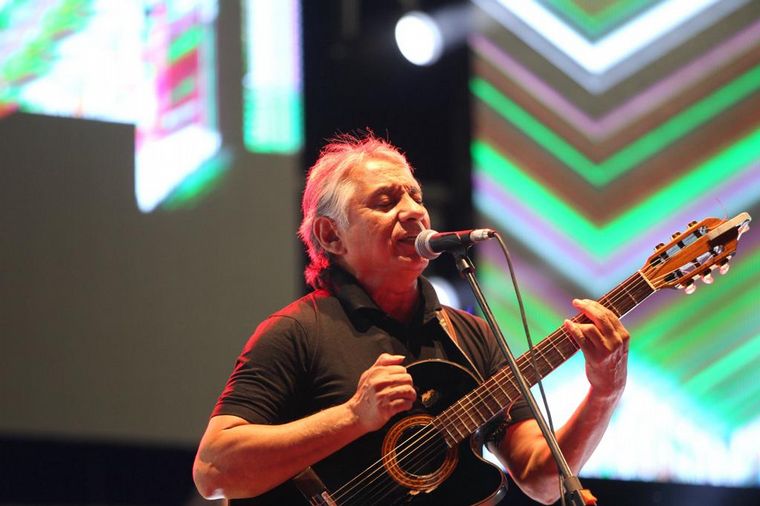 La primera luna coscoína. 