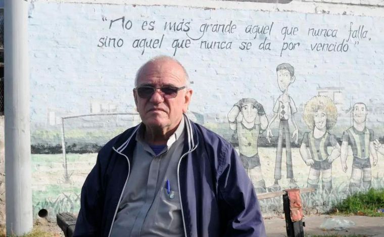 Castricone, histórico obispo del barrio Tablada.