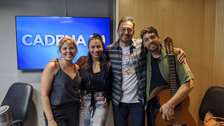 Flor Paz, tradición en la sangre que se renueva en el folclore