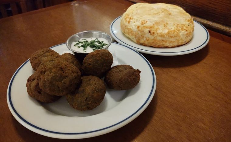 Bar Los Galgos, la joya histórica en Buenos Aires que invita a un viaje temporal.