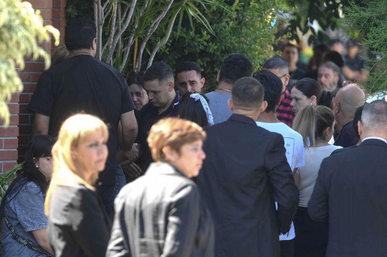 Dolor en el último adiós a Umma, la hija asesinada del custodio de Bullrich