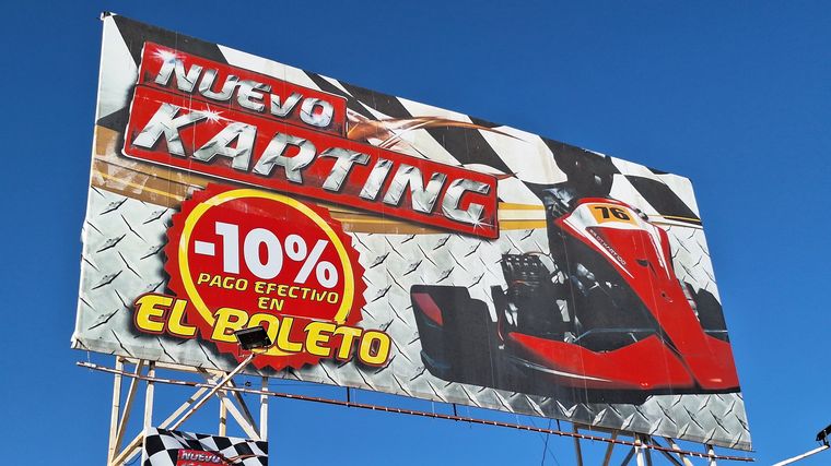 Complejo Nuevo Karting en Villa Santa Cruz del Lago.