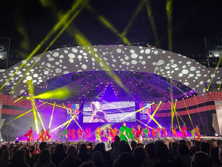 La cuarta luna del Festival de Folclore de Cosquín