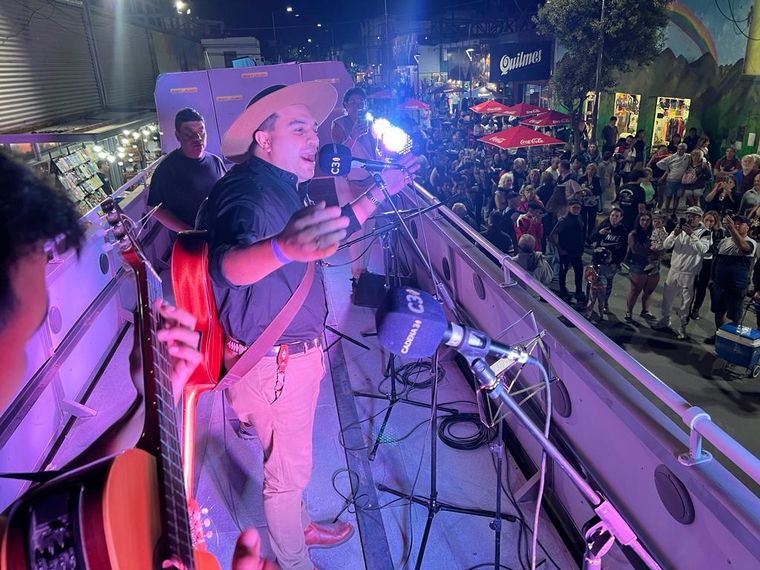 La cuarta luna del Festival de Folclore de Cosquín