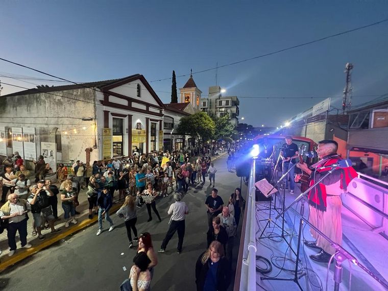 FOTO: La cuarta luna del Festival de Folclore de Cosquín