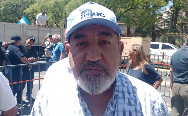 Marcha de la CGT - Regional Córdoba contra el DNU y la ley ómnibus