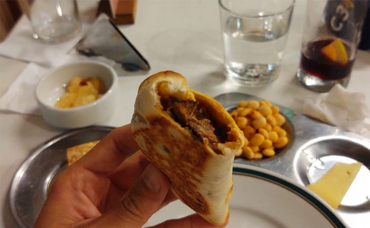 Roma del Abasto: un bar notable que rescata la historia y el sabor porteño. 