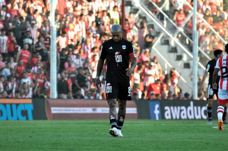 En Alta Córdoba, Instituto y Riestra dieron inicio a la Copa de la Liga 2024