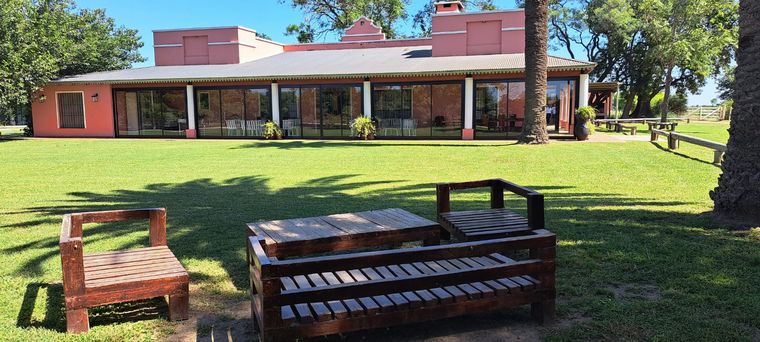 Don Elder invita a un reparador descanso en Sunchales.