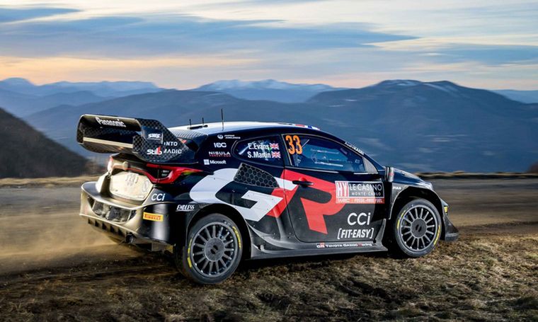 Evans, líder, atacado por Ogier, un experto en el Rally de Montecarlo