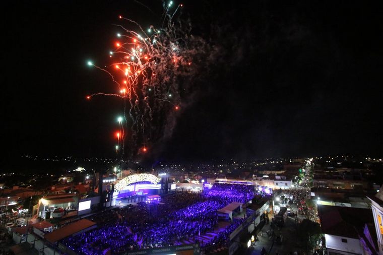 Las mejores fotos de la octava luna coscoína. 
