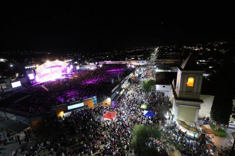 Las mejores fotos de la octava luna coscoína. 