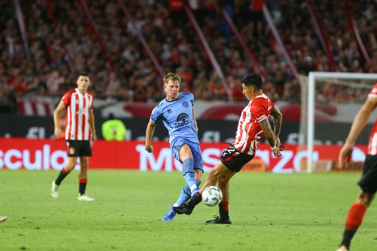 FOTO: Belgrano no pudo resisitir y cayó en la última jugada ante Estudiantes. (CAB)