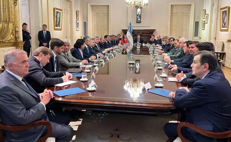 Cumbre de gobernadores con Milei (foto: archivo)