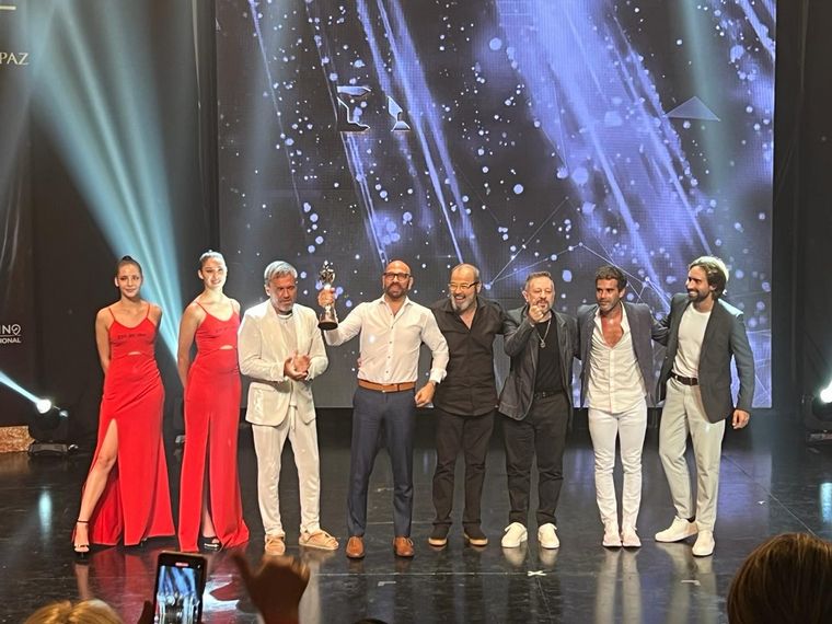 FOTO: Los ganadores de los Premios Carlos 2024.