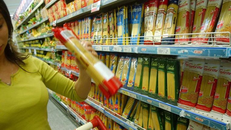 ¡Los malos planean cobrarnos los fideos a ciegas, sin decirnos cuánto cuestan!