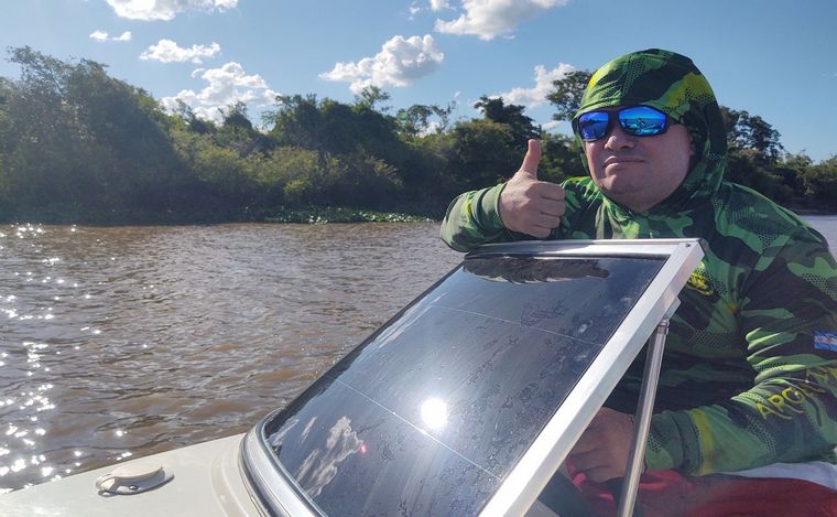 Travesía acuática y avistaje en el Jaaukanigás: aventuras en Villa Ocampo.