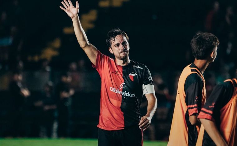 Colón arrancó con victoria su camino en la Primera Nacional.