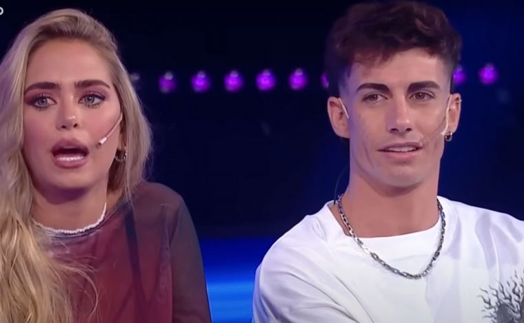 Sabrina y Alan juntos en el debate. (Foto: Captura TV)