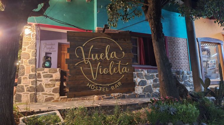FOTO: Vuela Violeta, un rincón en el centro de Alpa Corral donde disfrutar sabores