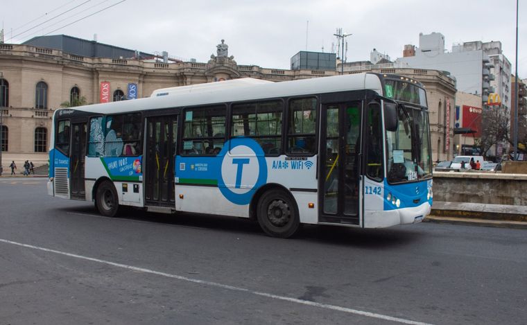 FOTO: Transporte urbano de pasajeros en Córdoba (Foto: archivo).