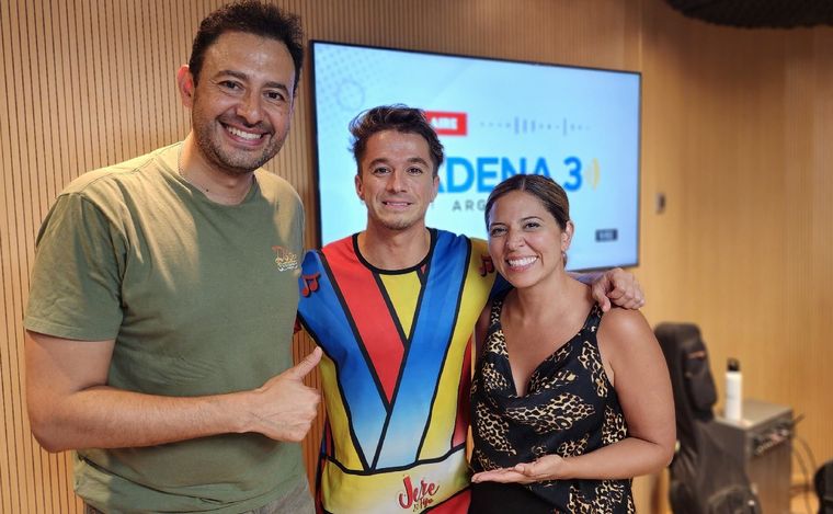 Jere Fijo visitó los estudios de Cadena 3.
