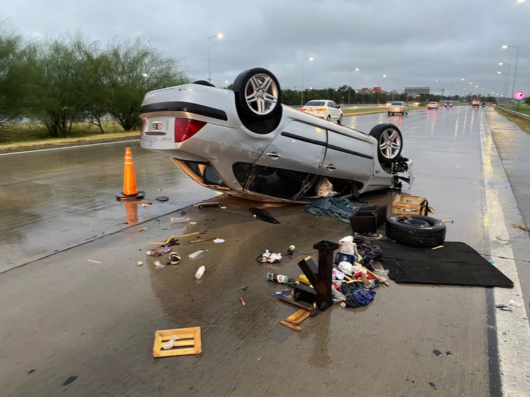 Un impactante choque se produjo sobre Circunvalación en Córdoba.