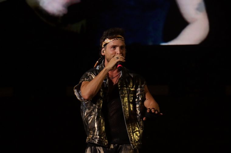 MYA en la primera noche del Festival Internacional de Peñas de Villa María.