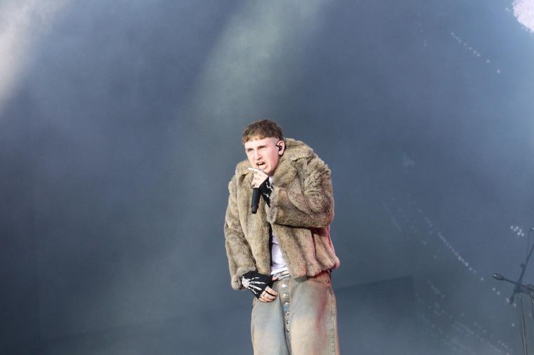 Dillom desató la locura de sus fanáticos en el Cosquín 2024.