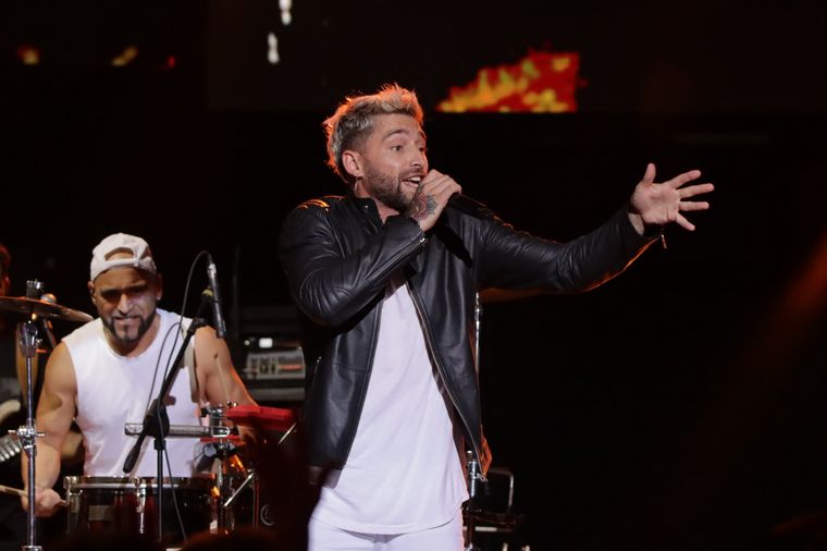 María Becerra y La Konga, figuras de la noche de sábado en Villa María.