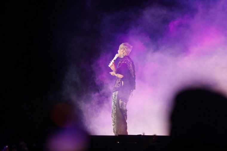 La primera jornada de Cosquín Rock vibró en una amplia variedad de estilos.