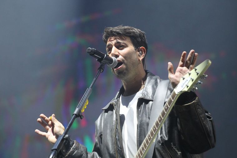 La primera jornada de Cosquín Rock vibró en una amplia variedad de estilos.