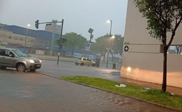 FOTO: Diluvio en Rosario.