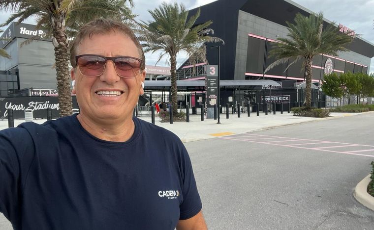 Cadena 3 en Miami: así se vive Newell's vs. Racing en la filial estadounidense.