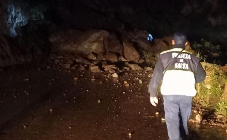 El temporal causó serios inconvenientes en Salta.