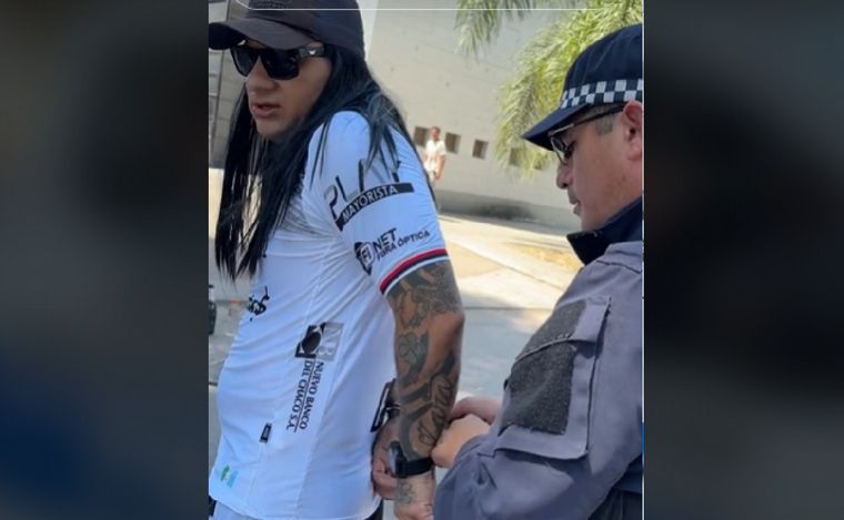 El video informativo de la Policía de Chaco que se volvió viral en TikTok. (Captura)