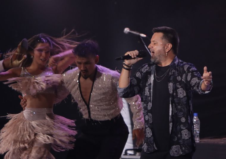 Grandes figuras del folclore y la cumbia en el cierre de Villa María.