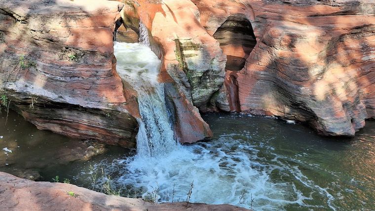 Arcos de Saldán, un lugar para disfrutar en familia rodeado de naturaleza