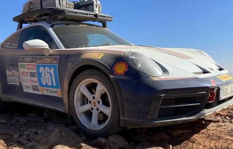 Scorpion All Terrain Plus en el Porsche 911 Dakar