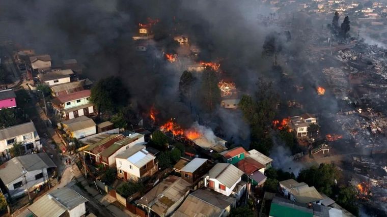 FOTO: 161 detenidos en el contexto de los incendios en Chile