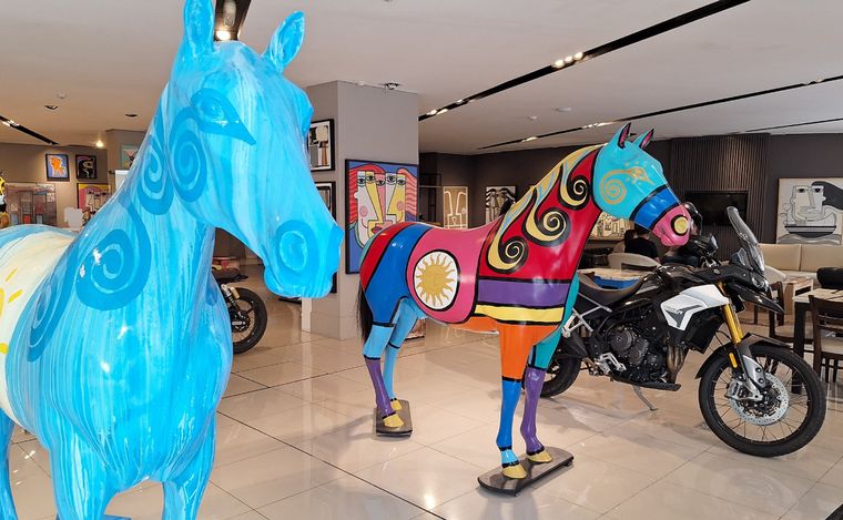 La galería de arte de Mario Lange, un espacio cultural sublime en Carlos Paz.