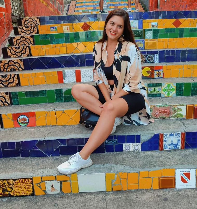 Greta Lambertini; un cambio en su estilo de vida, rodeada de paisaje carioca